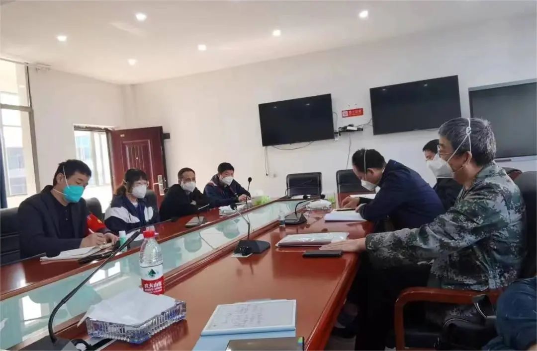 会议现场.jpg